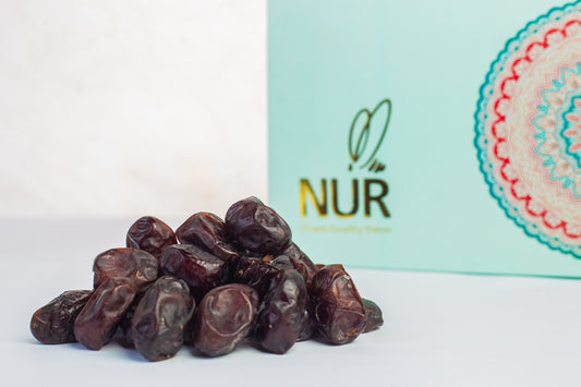 A Gift of Pure Indulgence-Why Premium Dates Are the Classiest Choice